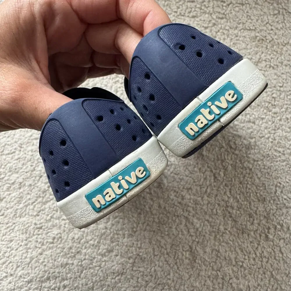 Native Kids Jefferson Sneakers in Regatta Blue with a White Shell Toe